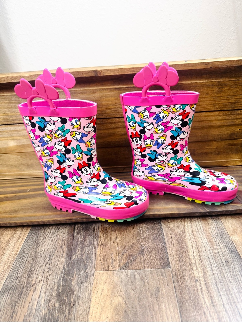 Disney Pink Minnie Mouse Kids Rain Boots with Bow Handle Kids 9-10